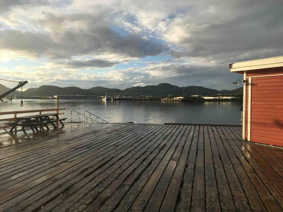 Ferienwohnung Stille Og Landlig, Men Sentrumsnaer Leilighet Namsos Exterior foto