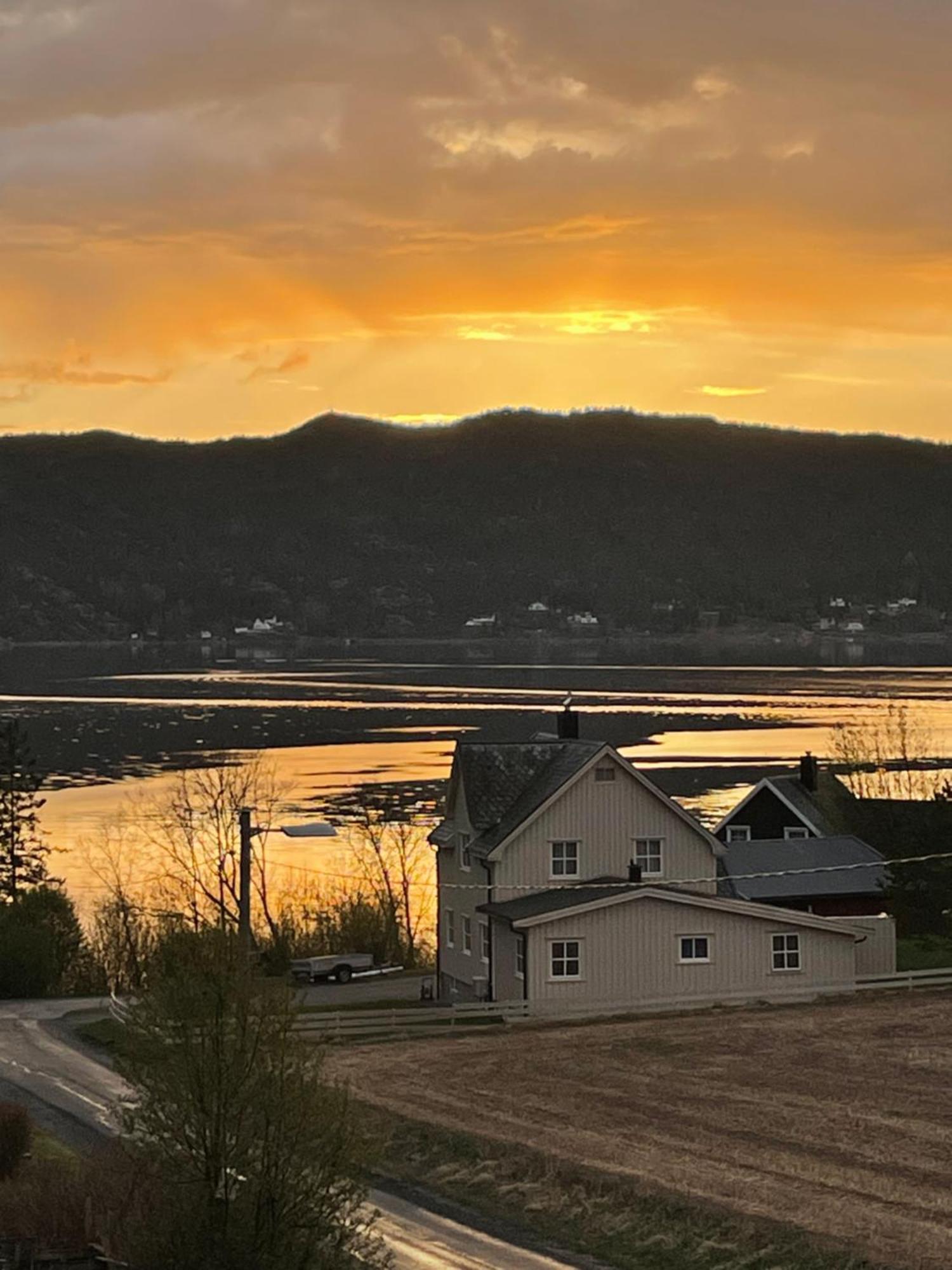 Ferienwohnung Stille Og Landlig, Men Sentrumsnaer Leilighet Namsos Exterior foto